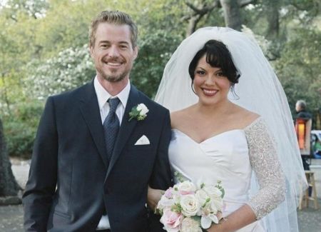 Ryan DeBolt and Sara Ramirez in their wedding ceremony
